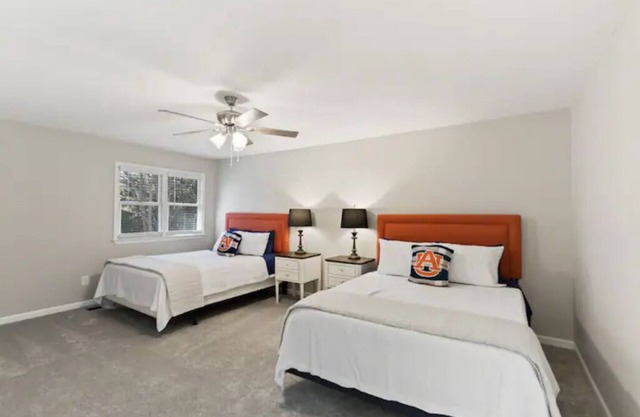 Auburn close to downtown/campus