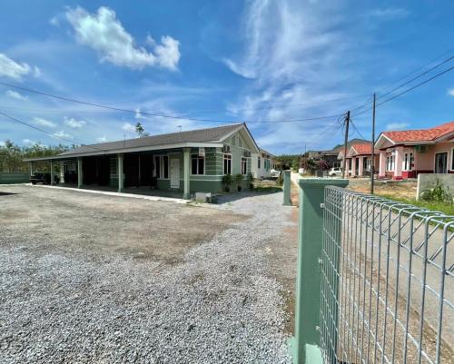 Aufa Homestay 2 Bilik Aircond