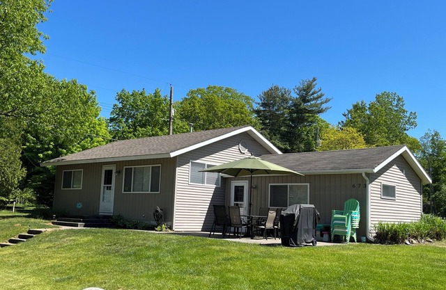 Aug weeks still available. Perfect for families!Walk to lake and private beach!