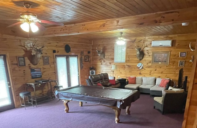 Autumn BreezeCountry Home-near to all area attractions amusements & adventures!!