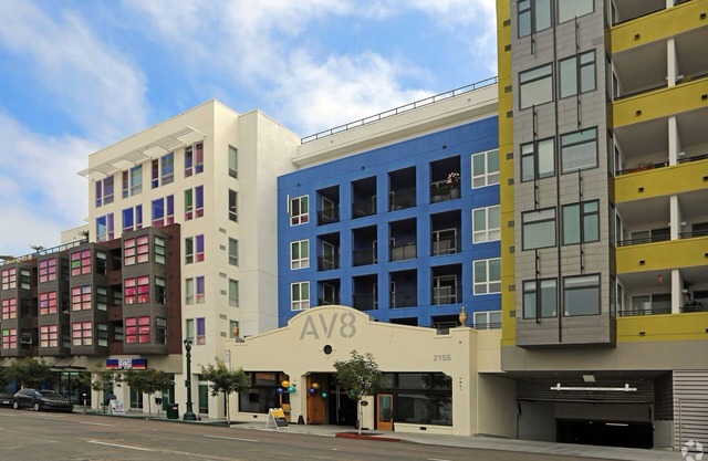 AV8: Comfortable 1-Bedroom Escape in San Diego with WiFi & AC