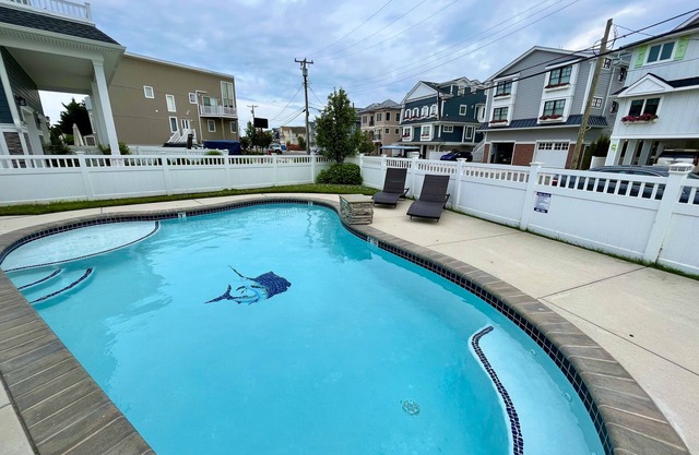 Avalon Bayside Condo With Pool - 4 Beds/2 Baths