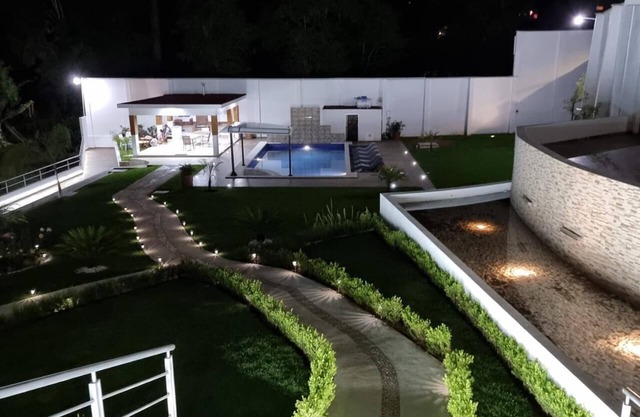 Avandaro Forest House (rest in nature)