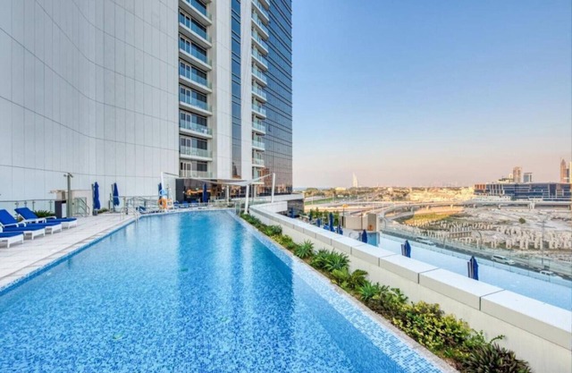 Avani Palm View - Bright Two Bedroom with Sea View