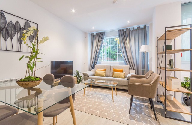Avenida America I apartment in Madrid