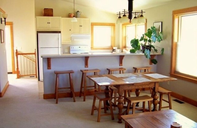 Award Winning Cow Creek Suite: Edge-Of-Town Quiet & Convenience With Great Views