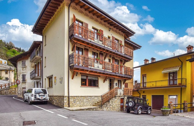 Awesome apartment in Pezzoro