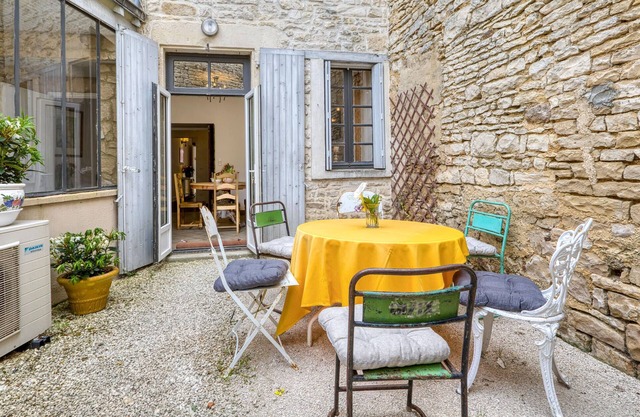 Awesome home in Verteuil-sur-Charente