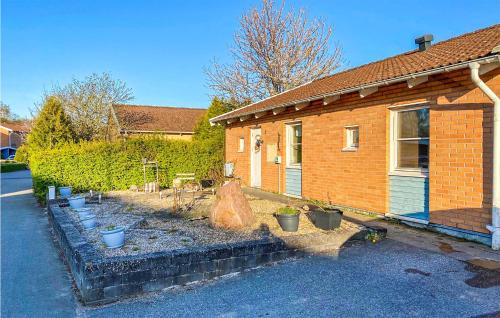 Awesome Home In Åkarp With Kitchen