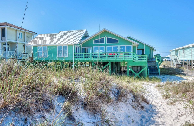 Awesome new deck! Summertide. Sprawling Beachfront 8BR single story! Pool!