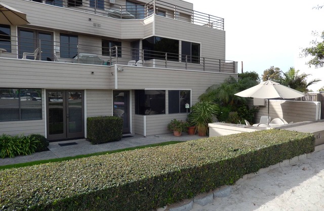 Awesome Waterfront Condominium