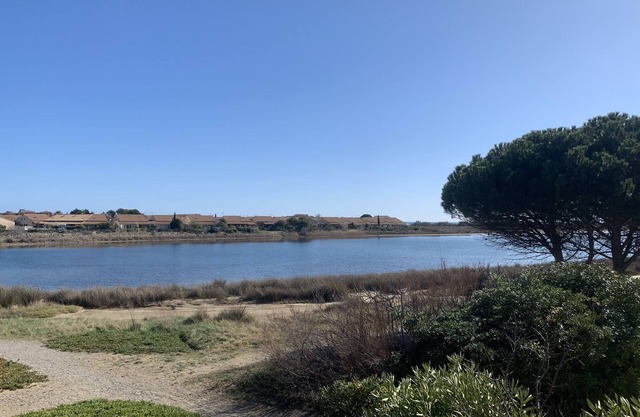 Ayguades - Apartment 4 people - pond view 54 m² 400m from the beach