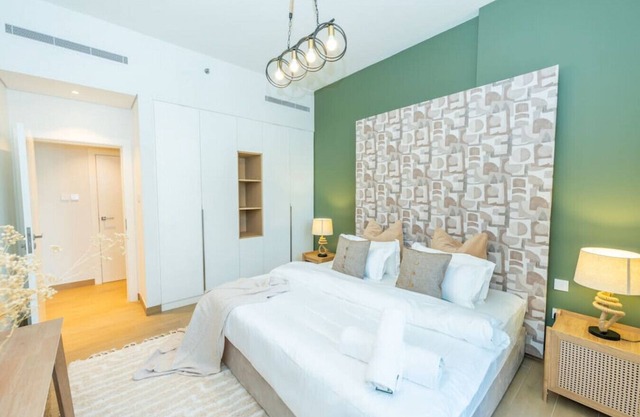 Azure Escape !Joyful 1 Bed Apartment close to the Sea!