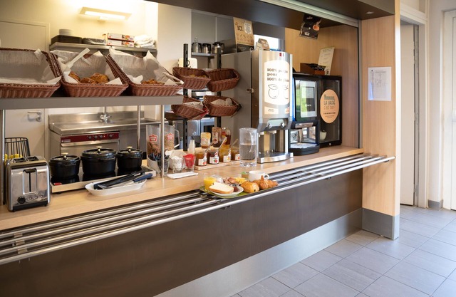 B&B HOTEL Lieusaint Carré Sénart