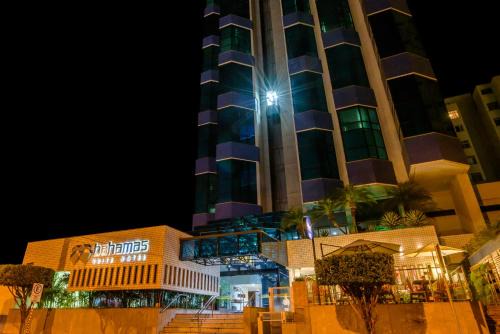 Bahamas Duplex by WS