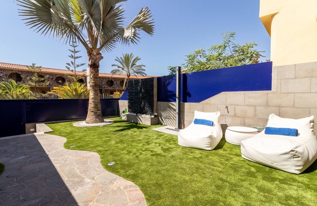 Bahia Meloneras Deluxe 33 + Pool + Beach + BBQ