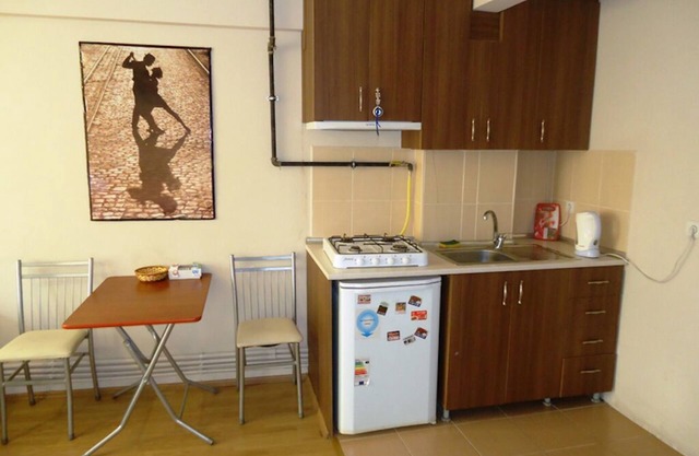 Bakırköy Meydana Yakın 1+1 Eşyalı Daire