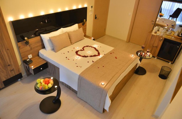 BAKIRKÖY BEST SUİT