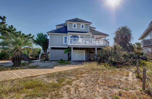 Bald Head Island. Oceanfront 2nd Row. 4 bedrooms. 3.5 baths. BHI Club access.