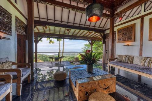 Bali Villa Jungle Paradise - Uvita