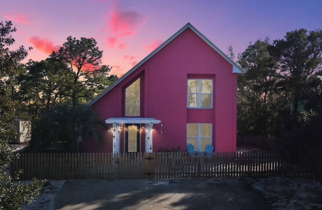 Bama Beach Dreams Large Fenced-In Yard Private Beach Access