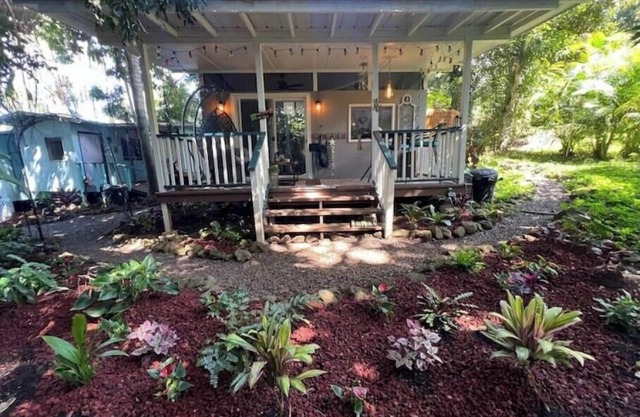 Banyan Bungalow nestled in the jungle - TA-154-746-2656-01
