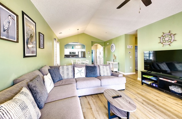 Barefoot Resort Condo w/Pools & Balcony!