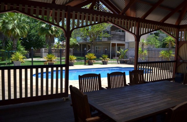 Barossa Apartments complete experience - 16 guests