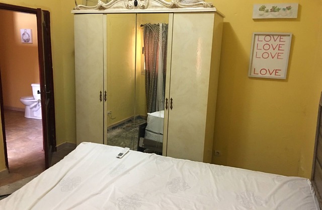 BARRY TALL GUEST HOUSE