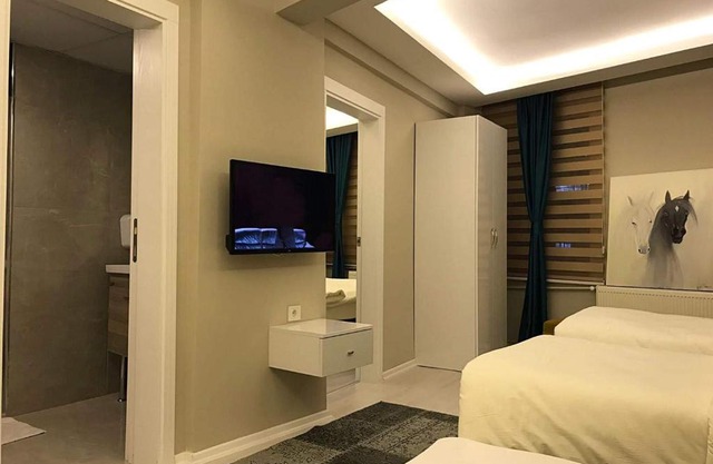 Batusay Park Hotel & Suittes