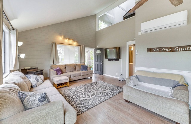 Bay Area Escape on 5 Acres: Pet Friendly, Views