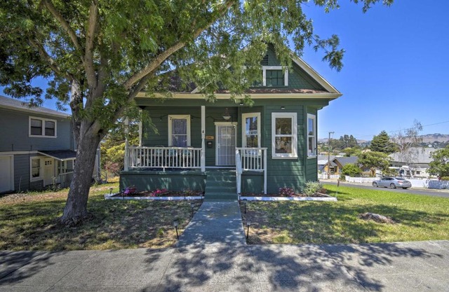 Bay Area Home Near Wineries and 3mi to 6 Flags!