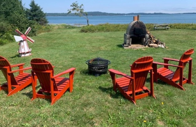 Bay Escape! Enjoy oceanfront living and walk the beach every day!