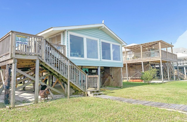 Bay Front home in protected cove
