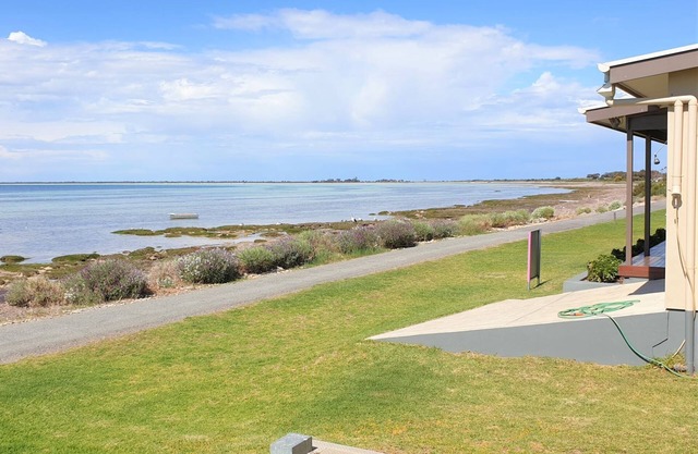 Bay House, Point Turton