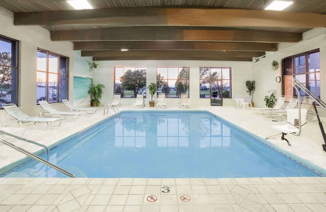 Baymont by Wyndham Janesville