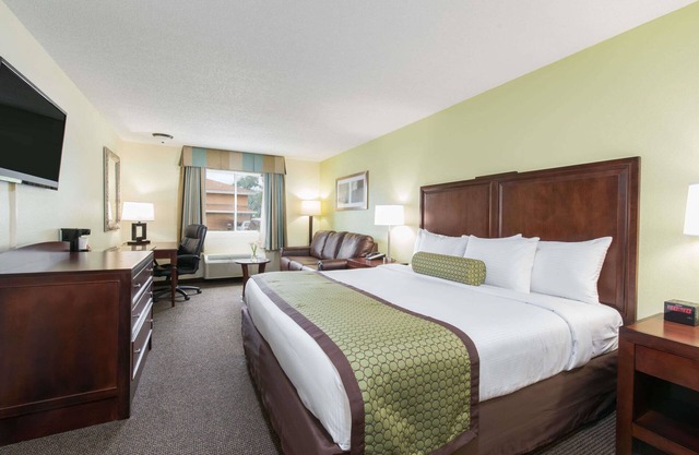 Baymont by Wyndham Pierre