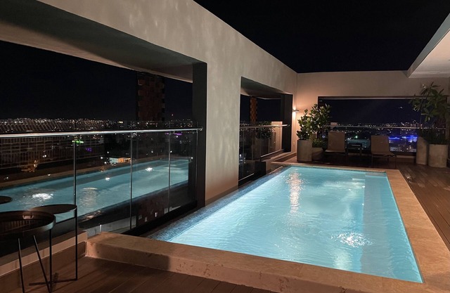 Beautiful view, 13th floor, modern, exclusive and comfortable apartment.