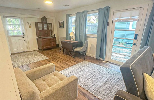 Beach Access BBQ Grill Cozy Studio WIFI