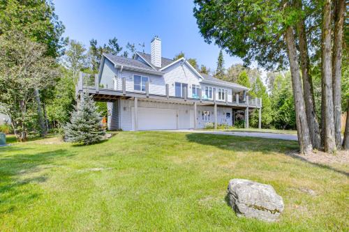 Beach Access on Lake Michigan Sturgeon Bay Home