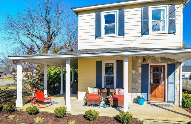 Beach Blonde Cottage