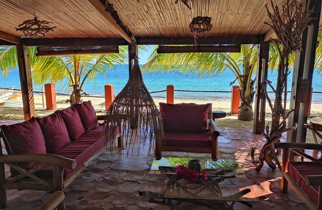 Beach Club Room 1