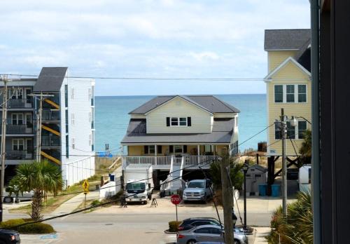 Beach Dreams-Garden City Gem Walk to Ocean-Free Tickets