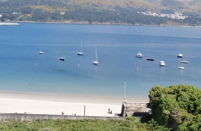 BEACH FOOT PENTHOUSE