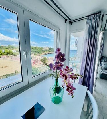 BEACH FRONT APARTMENT in CALA MARSAL with the SEA VIEW !