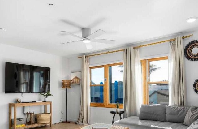 Beach Getaway in the Heart of Capitola Village!