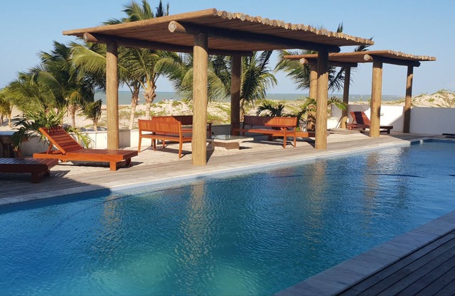 Beach House Pelican 3 Bedrooms, Boutique Casa de Praia Gostoso