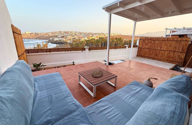 Beach House - In front of the sea