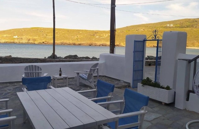 Beach House Paraporti