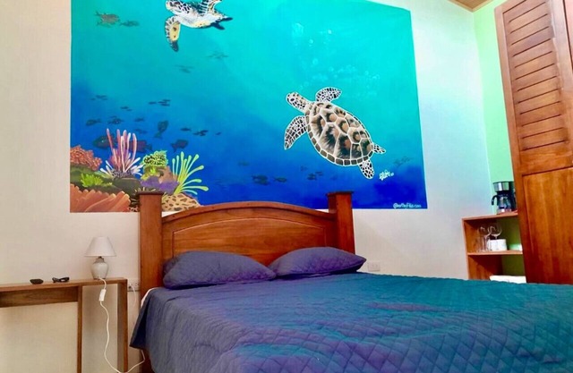 Beach Townhouse, A/C Tortuga (Kitchenette +)